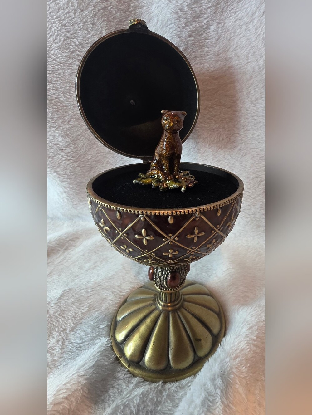 Jeweled Egg Music Box Cat Figurine Trinket Box